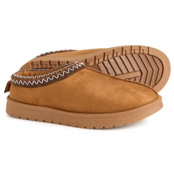 Aspen Women’s Faux Fur Lined Slip On Shoes - Picture 1 of 5